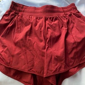 Lululemon Dark Sport Red Hotty Hot